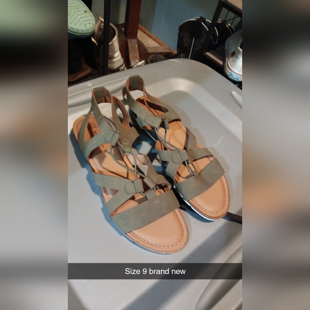 Brand new gladiator looking sandals